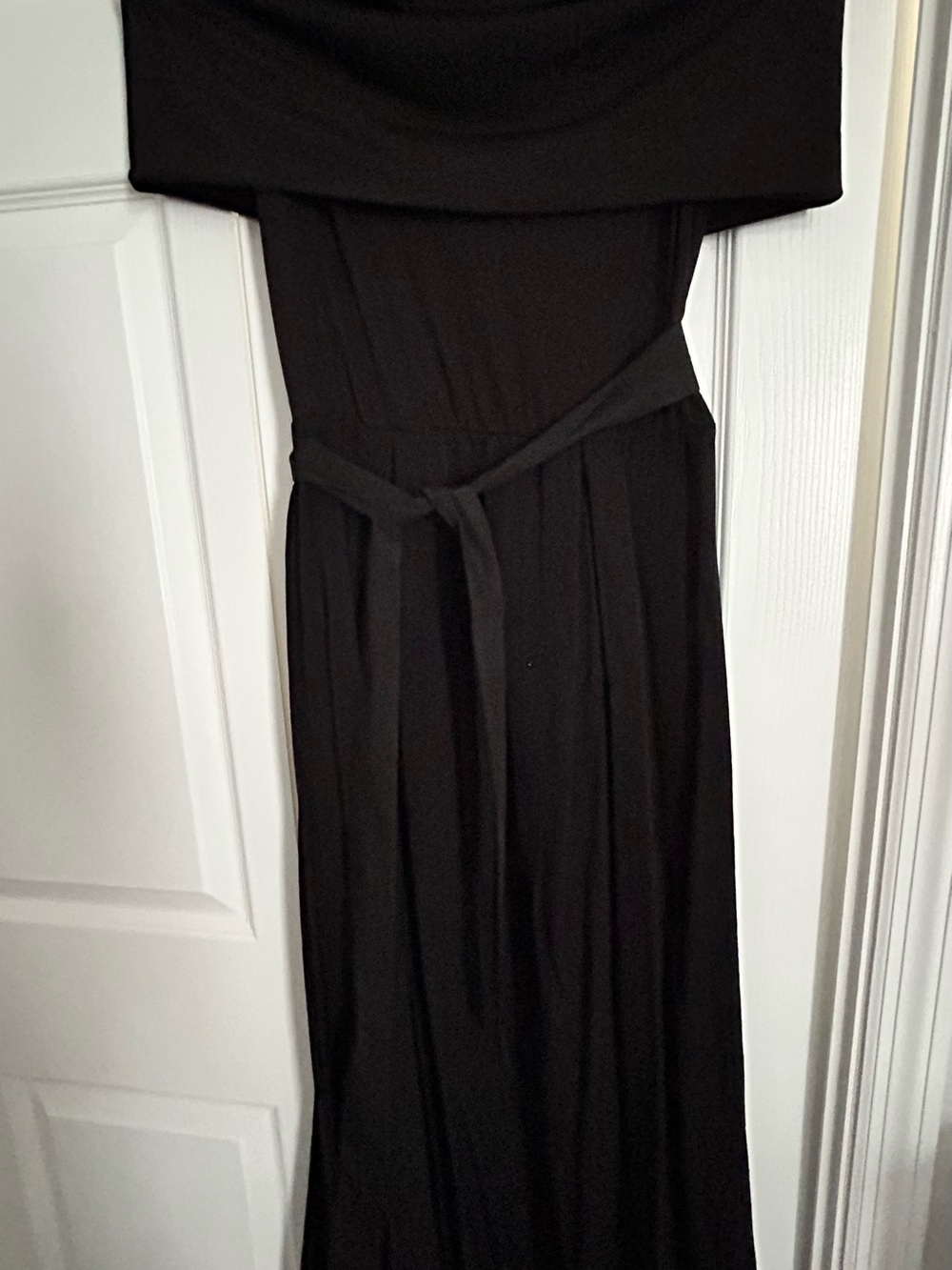 Classic Black Off-Shoulder Maxi Dress with Waist Tie